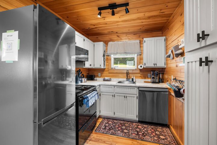 Property Photo:  12 King Lane  PE C0A 2B0 