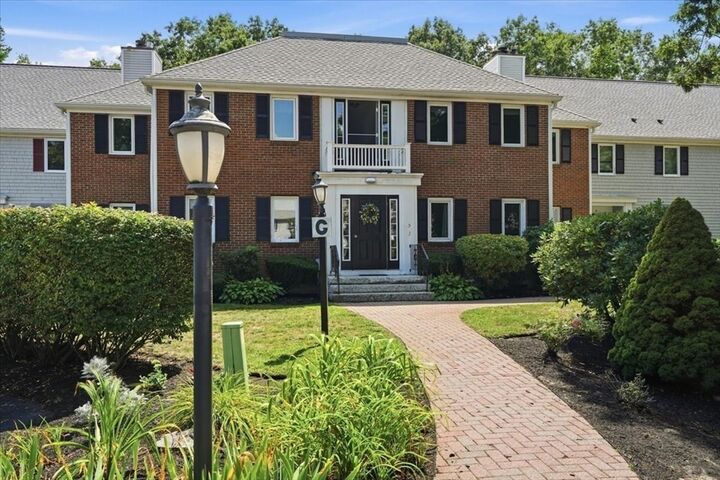 Property Photo:  225 Lincoln St G4  MA 02332 