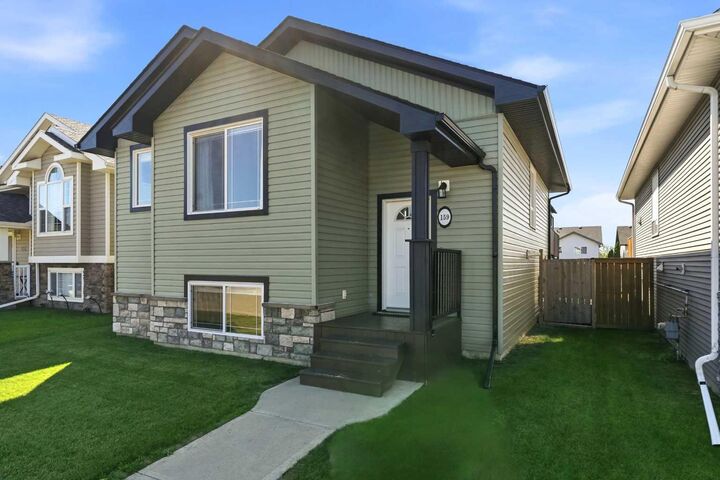 Property Photo:  159 Cooper Close  AB T4P 0G4 