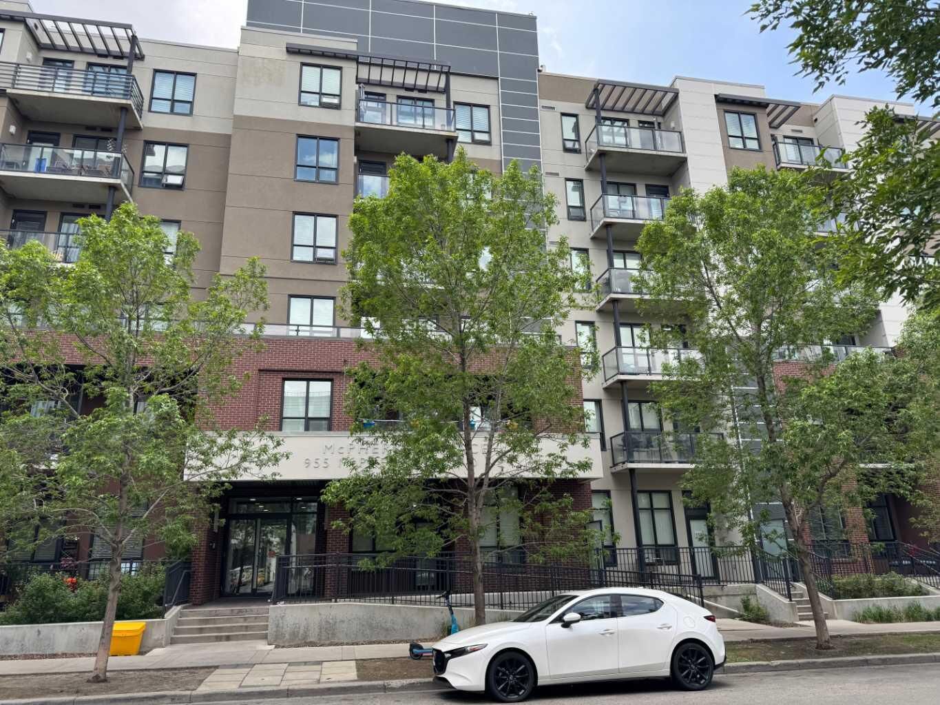 Property Photo: 955 McPherson Road NE 313 AB T3E 6V3