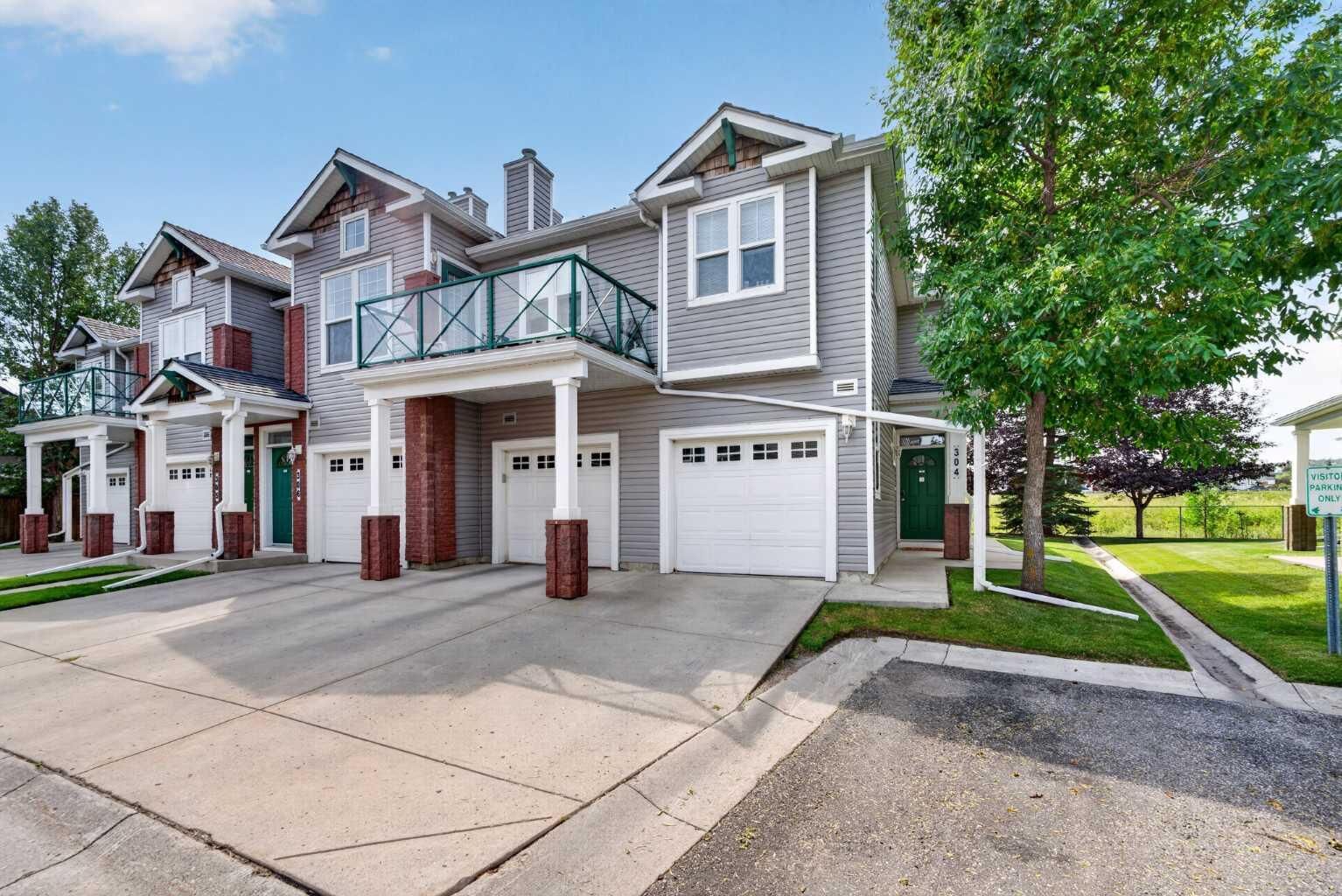 Property Photo:  39 Hidden Creek Place NW 304  AB T3A 6B9 