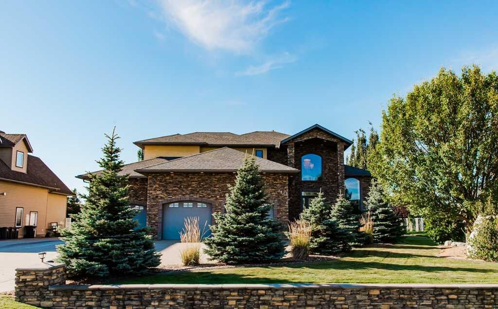 Property Photo:  7625 Lexington Street  AB T8X 0G4 