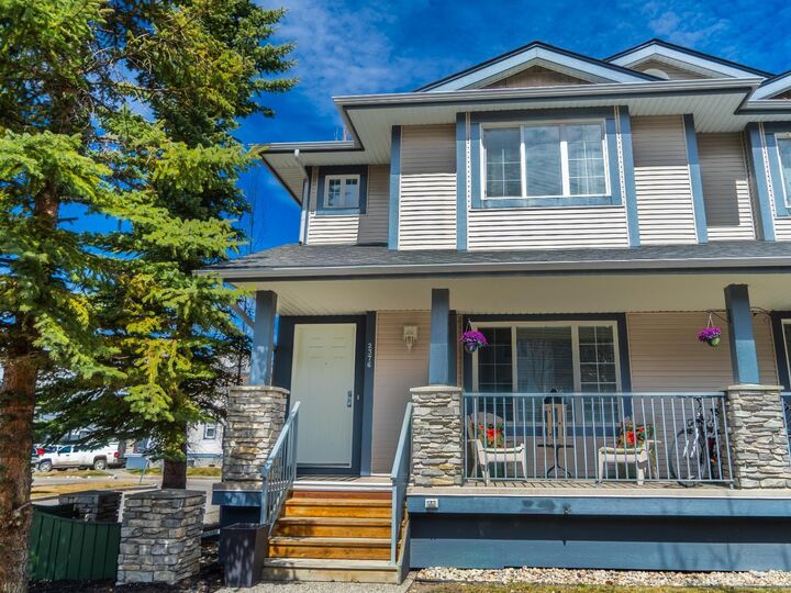 Property Photo: 2376 Eversyde Avenue SW AB T2Y 4X6