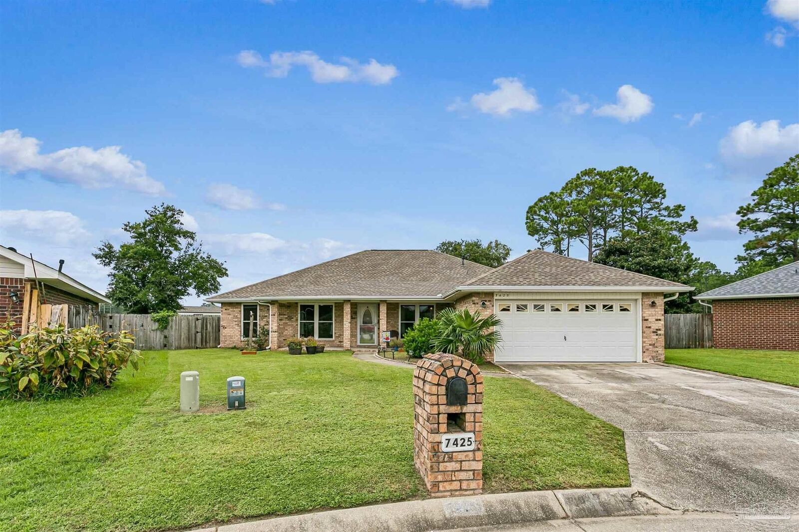 Property Photo:  7425 Peterson Ln  FL 32506 
