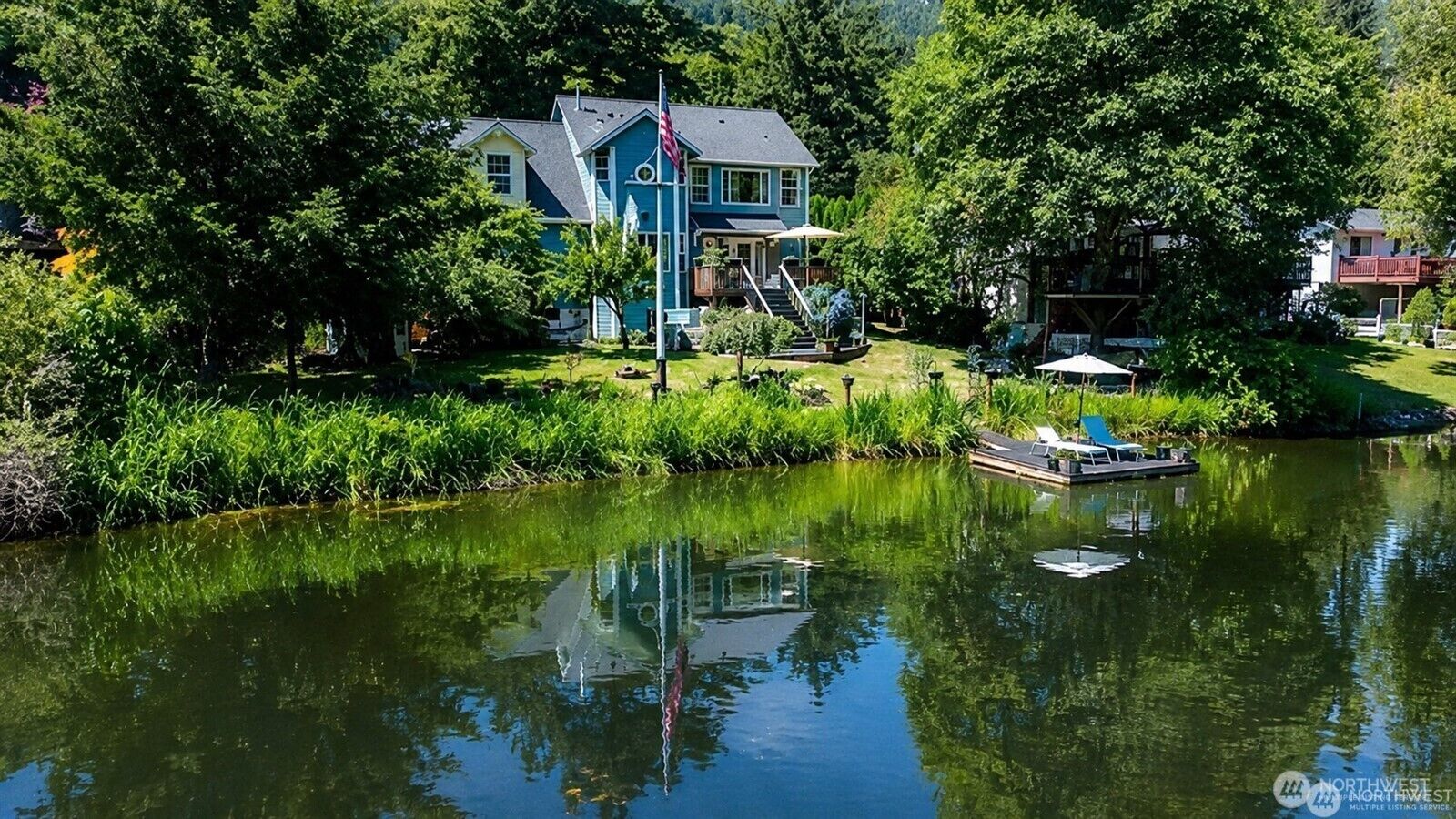 Property Photo: 430 Rainbow Drive WA 98284