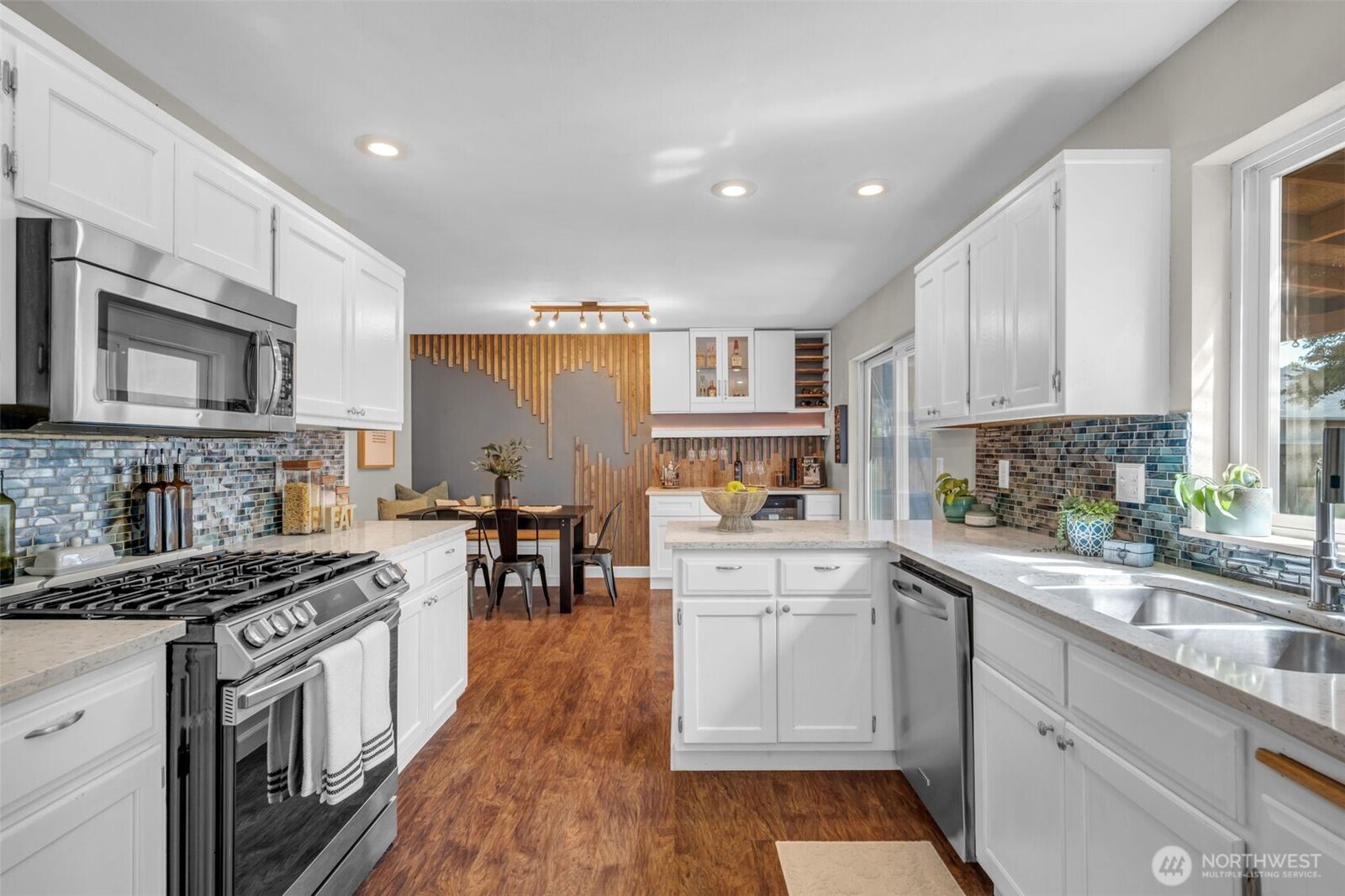 Property Photo: 17134 Laurel Lane SE WA 98272