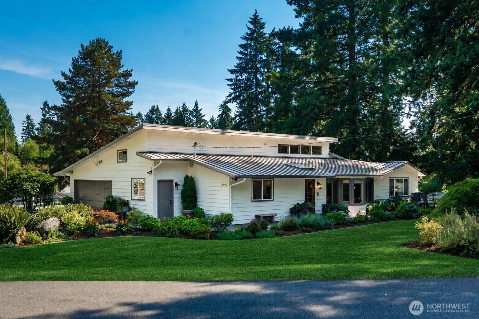 Property Photo: 19915 SE 125th Street WA 98027
