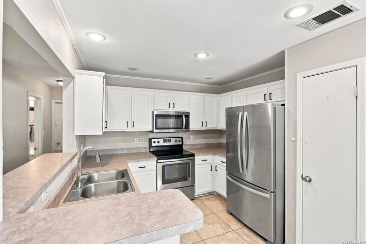 Property Photo:  3311 Stoney Star  TX 78247 