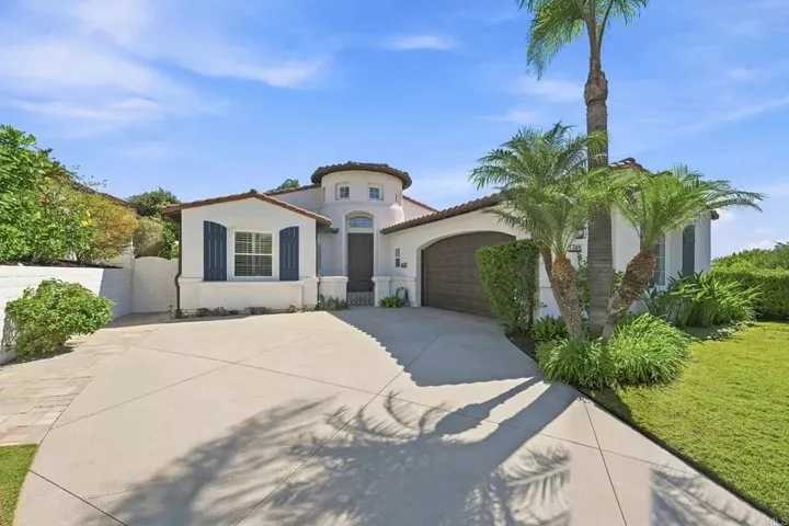 Property Photo: 1745 Hummingbird Road CA 92011