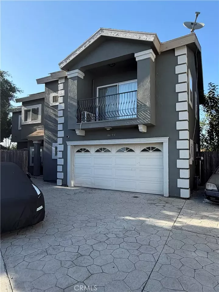 Property Photo:  11137 S Freeman F  CA 90304 