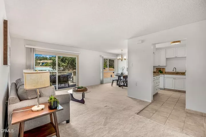 Property Photo:  824 Pinetree Circle 31  CA 91360 