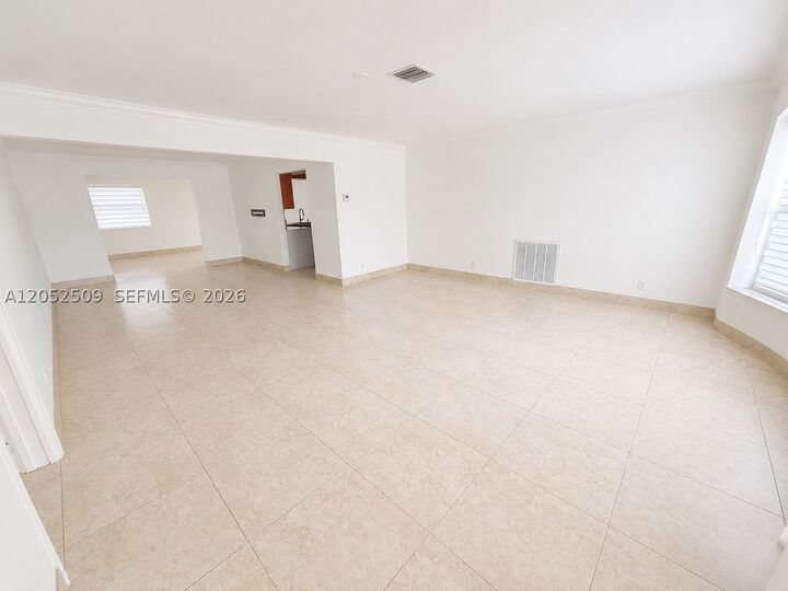 Property Photo:  3710 N 54th Ave  FL 33021 