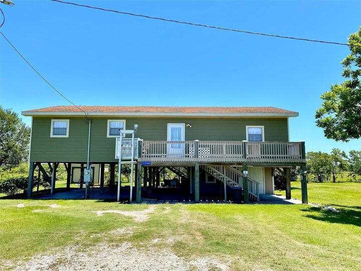 Property Photo: 1228 Bahama Ln. TX 77650