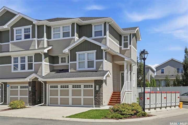 Property Photo: 1220 Pringle Way 231 SK S7T 1C9