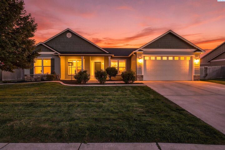 Property Photo: 4412 Meadow View Drive WA 99301