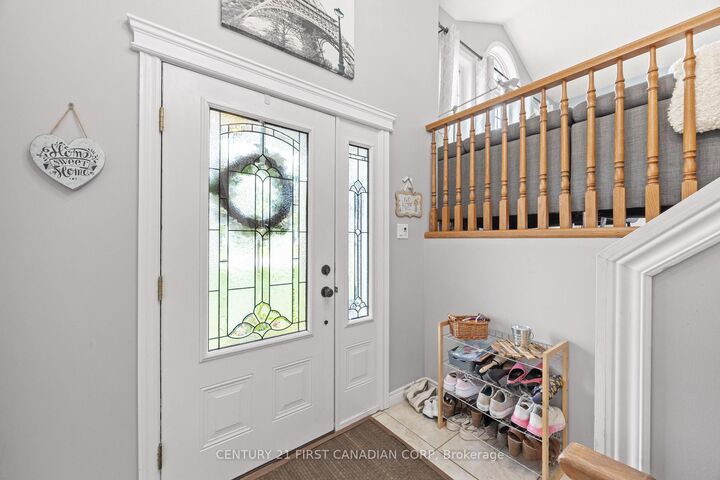 Property Photo:  34 Brock Street  ON N5P 2B2 
