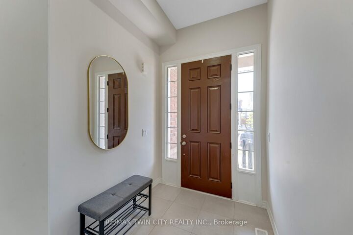 Property Photo: 106 Haldimand Street ON N2R 0R2