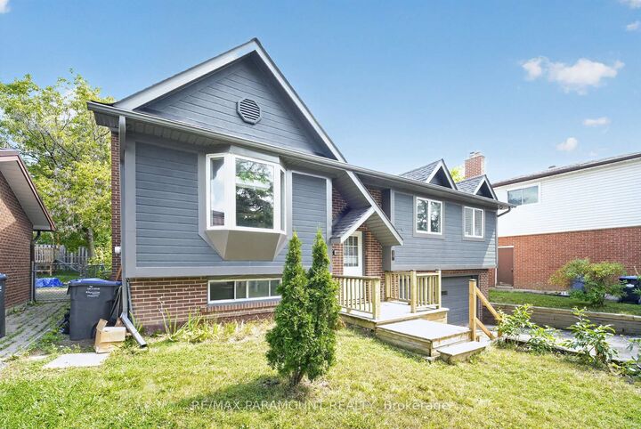 Property Photo:  226 Rutherford Road N  ON L6V 2X8 