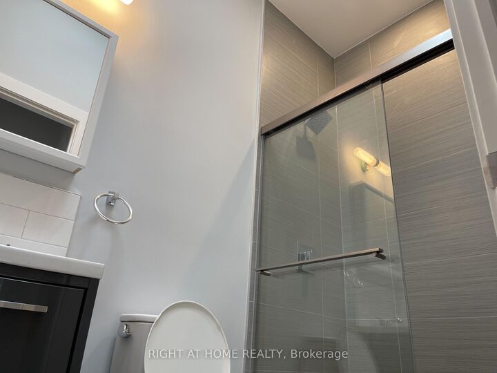 Property Photo:  980 Ossington Avenue Laneway Suite  ON M6G 3V7 