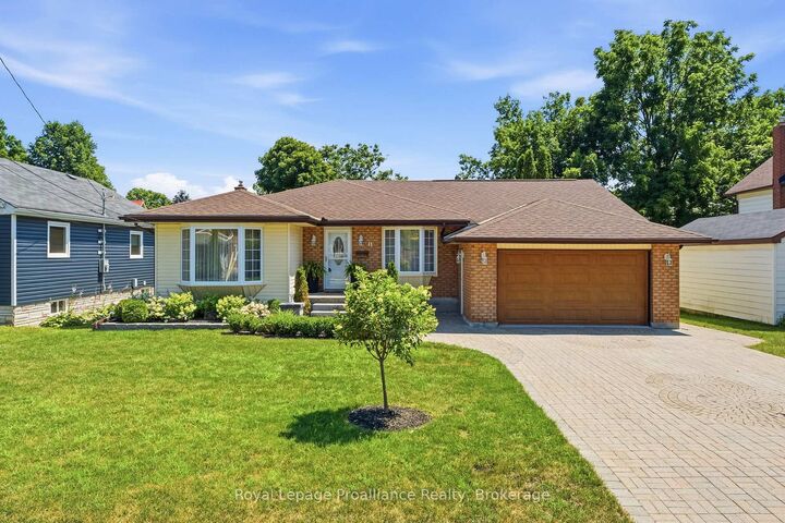 Property Photo: 11 Addison Street ON K0K 1H0
