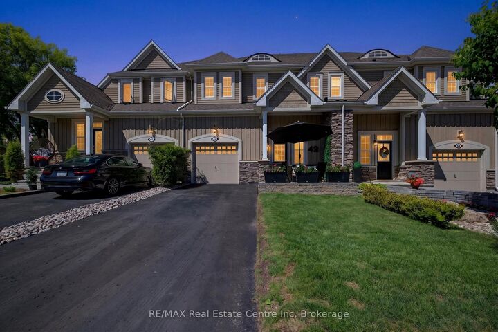 42 Courting House Place — photo 1