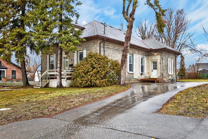 36 Caroline Street — photo 1