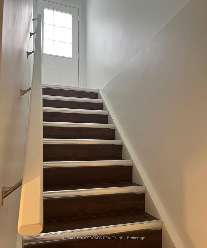 Property Photo:  278 Shuter Street Bsmt  ON M5A 1W3 