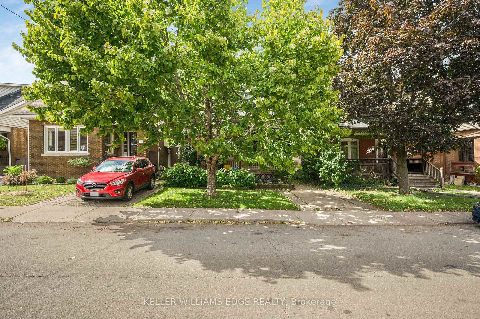 Photo de la propriété:  204 Rosslyn Avenue S  ON L8M 3J5 