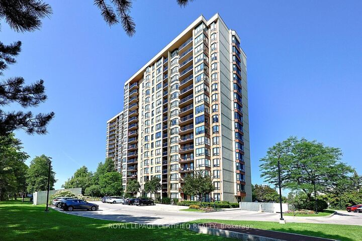 20 Cherrytree Drive 312 — photo 1