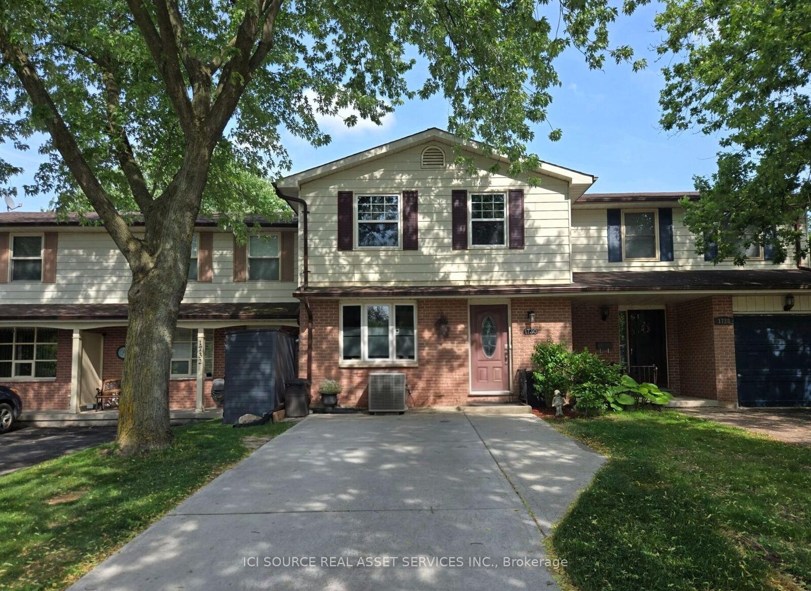 Property Photo: 1730 Attawandaron Road ON N6G 3N1