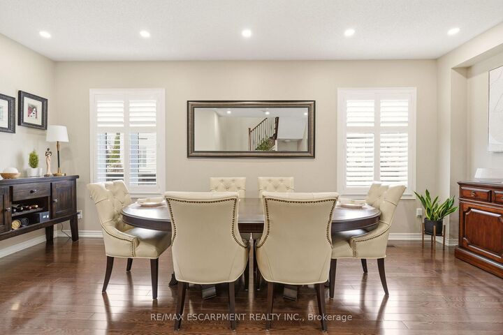 Property Photo: 3133 Hiram Terrace ON L6M 0P7