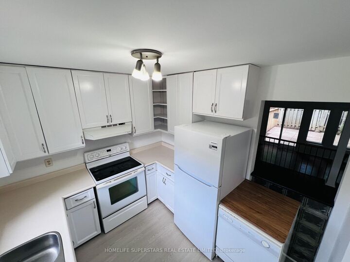 Property Photo: 2050 Upper Middle Road 158 ON L7P 3R9