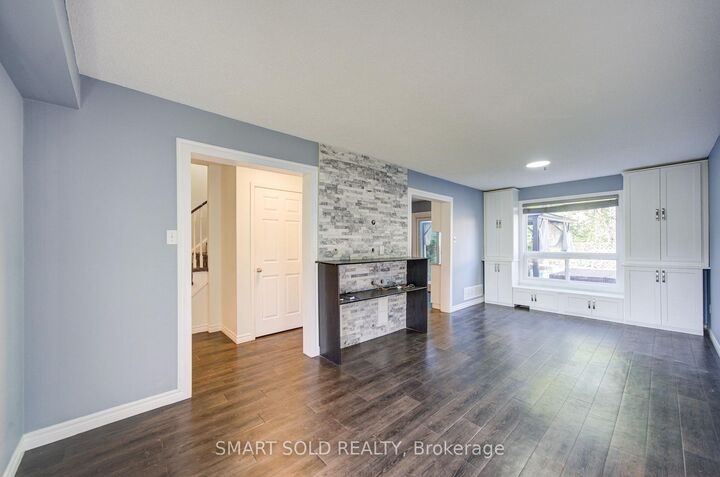 Property Photo: 90 Moon Drive ON L4N 7G9