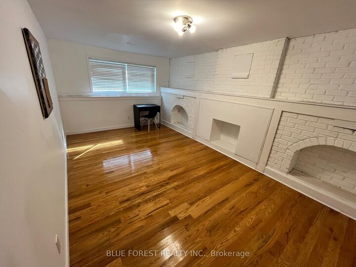 Property Photo:  53 Tumbleweed Crescent 1  ON N6E 2N6 
