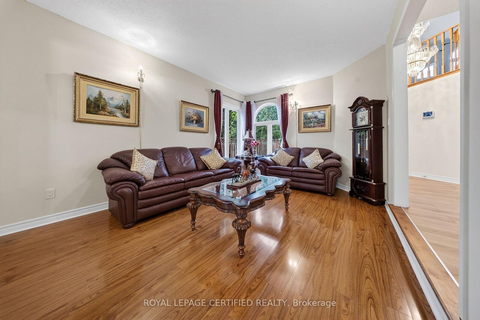 Property Photo: 5344 Segriff Drive ON L5V 1Y7