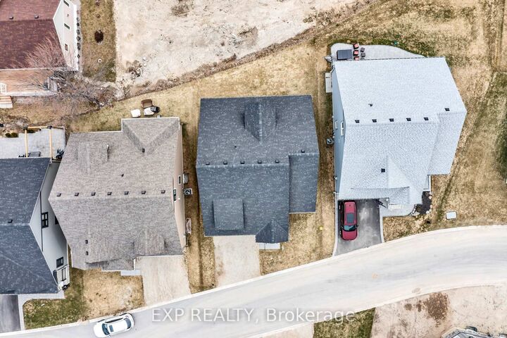 Property Photo: 156 Schooners Lane ON N0H 2P0