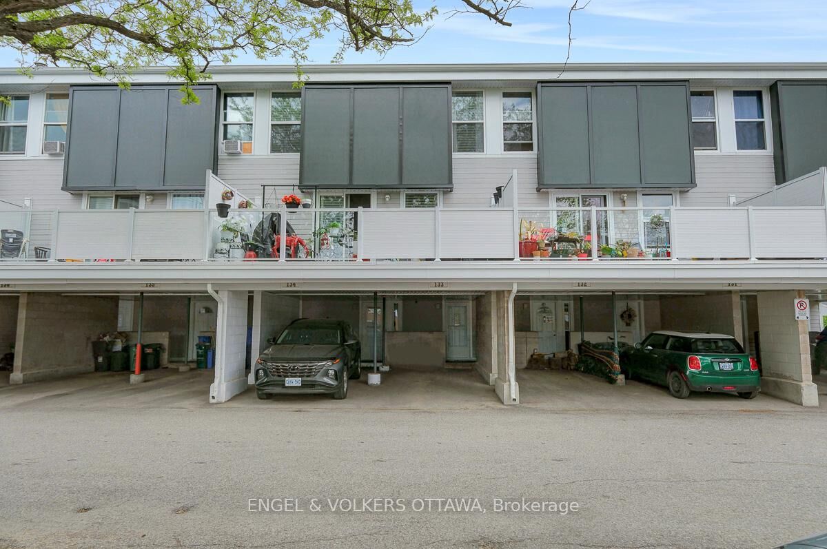Photo de la propriété: 3445 Uplands Drive 133 ON K1V 9N5