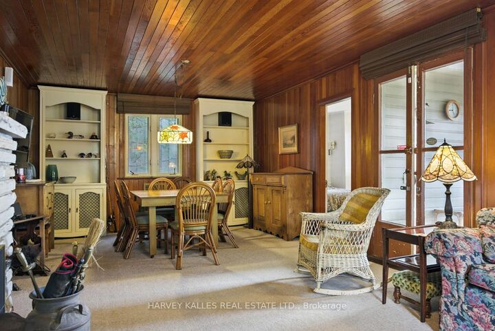 Property Photo: 607 Cedarvale Drive ON L9S 4L1