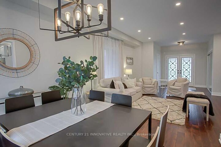 Property Photo: 1070 Cumming Boulevard ON L9T 6T3