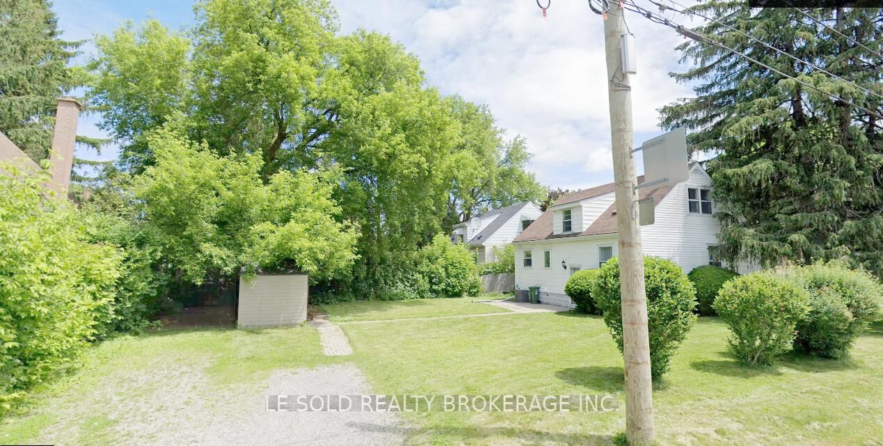 Property Photo:  112 Leland Street Room Bsmt  ON L8S 3A2 