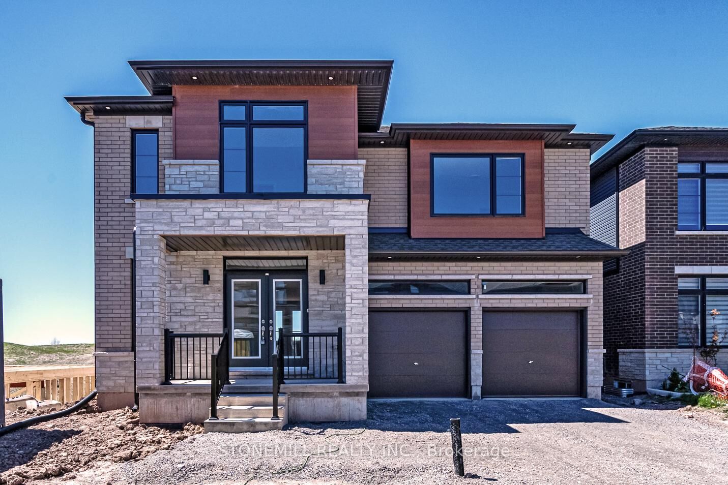 Property Photo:  229 Midland Place  ON L3B 0H4 