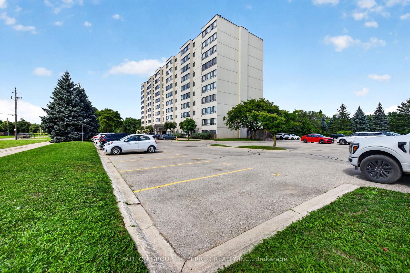 Property Photo:  1600 Adelaide Street N 311  ON N5X 3H6 