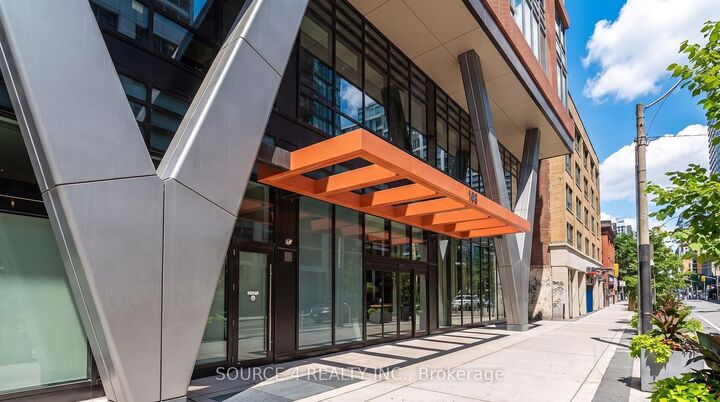 Property Photo: 108 Peter Street 4906 ON M5V 0W2