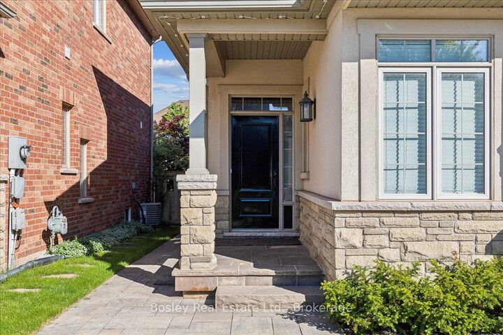 Property Photo: 2343 Quetico Crescent ON L6M 0R5