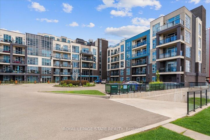 Property Photo: 10 Concord Place 404 ON L3M 0G6