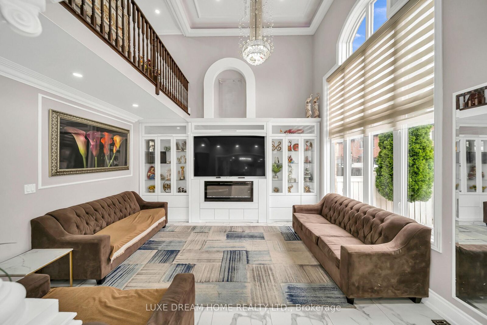 Property Photo: 16 Powell Drive E ON L6R 0L1