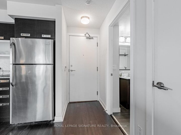 Property Photo: 100 Western Battery Road 907 ON M6K 3S2