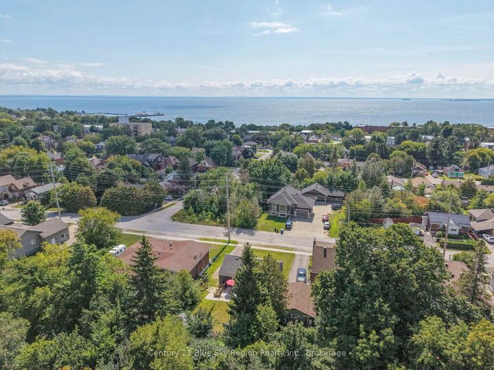 Property Photo: 918 Copeland Street ON P1B 3E4