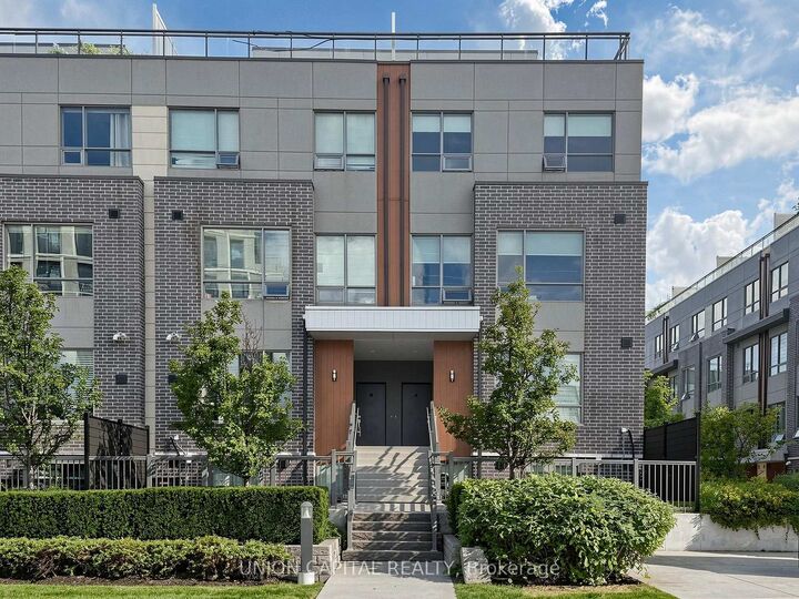 Property Photo: 1238 Cawthra Road 4 ON L5G 0B6