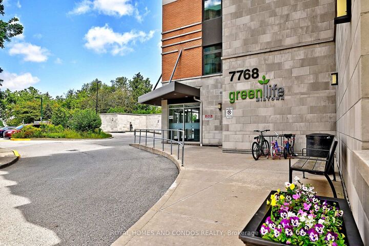 Property Photo: 7768 Kennedy Road 203 ON L3R 5K1